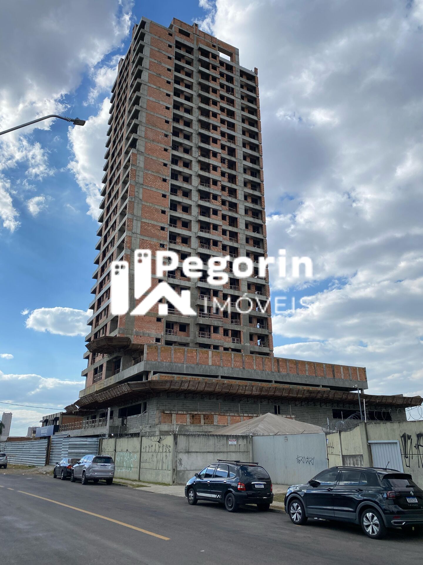 Apartamento de 2 quartos, 61m² no bairro Capão Raso, em Curitiba | Eu Corretor