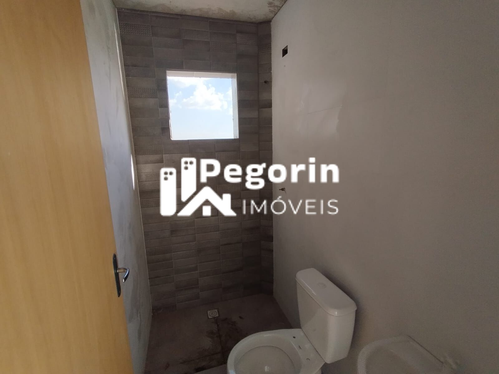 Cobertura com 2 Dormitórios à venda, 79 m² por R$ 349.900,00 Cobertura com 2 Dormitórios à venda, 79 m² por R$ 349.900,00