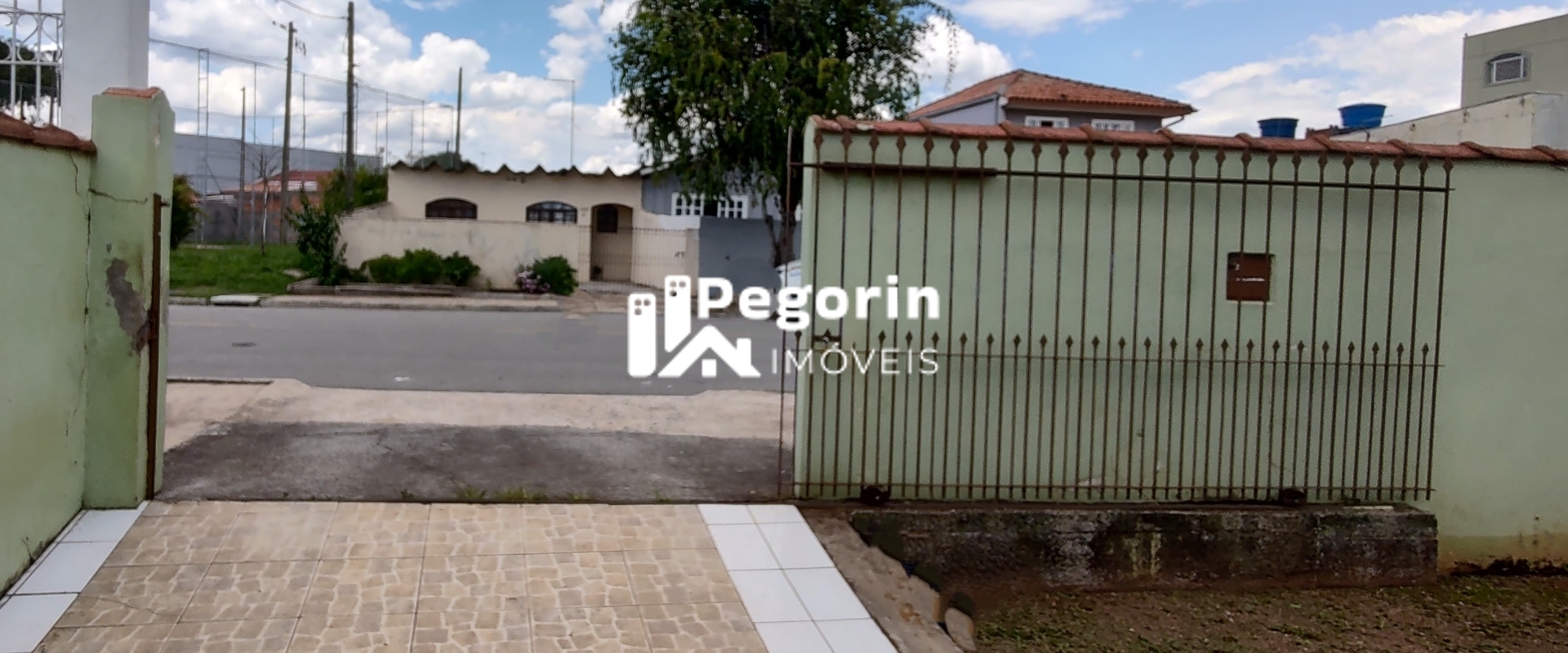 Casa à venda com 4 quartos, 183m² - Foto 3