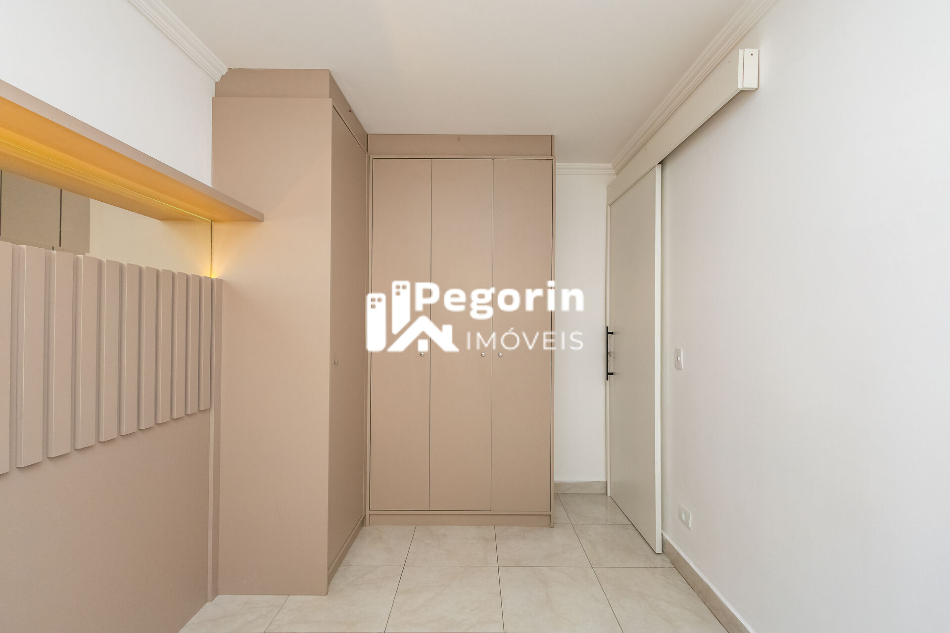 Apartamento à venda com 2 quartos, 50m² - Foto 18