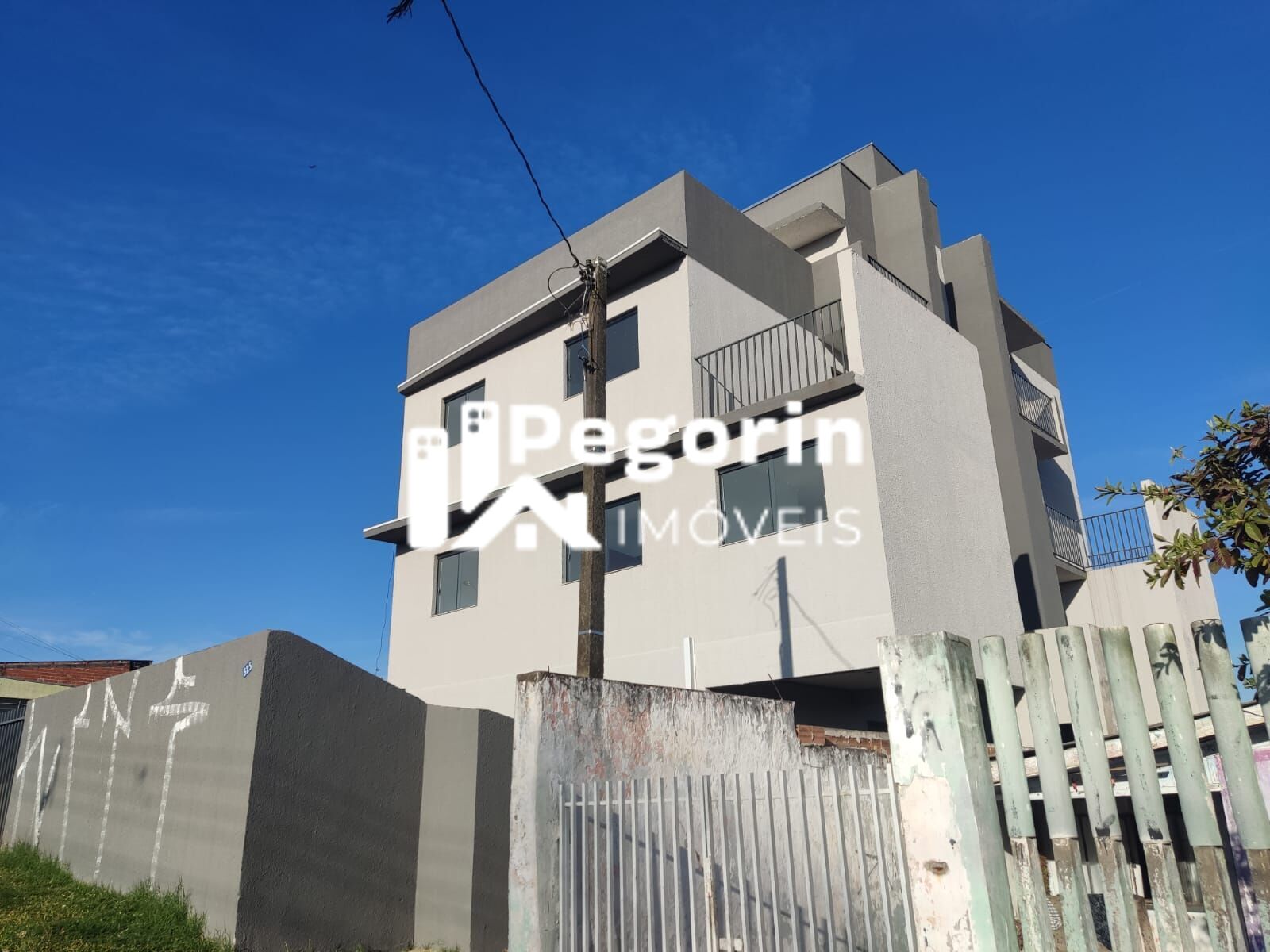 Apartamento à venda com 2 quartos, 49m² - Foto 2