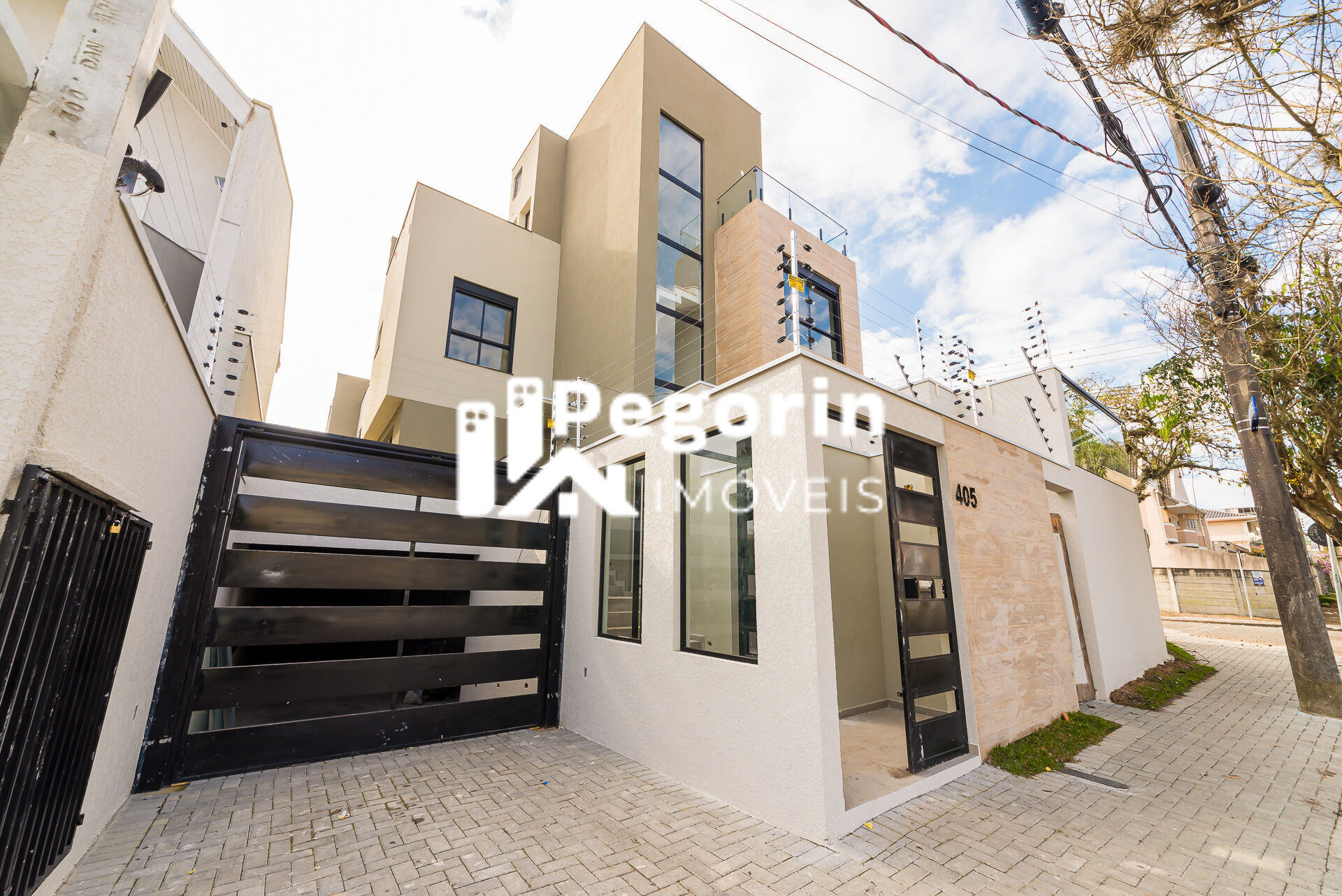 Sobrado de 3 quartos, 178m² no bairro Guabirotuba, em Curitiba | Eu Corretor