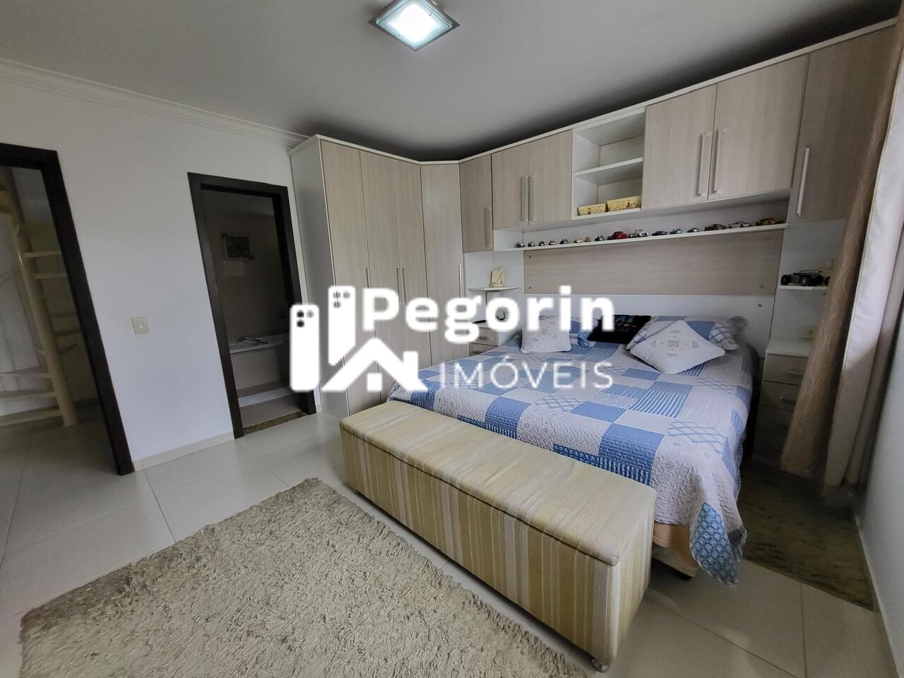 Casa à venda com 4 quartos, 300m² - Foto 32