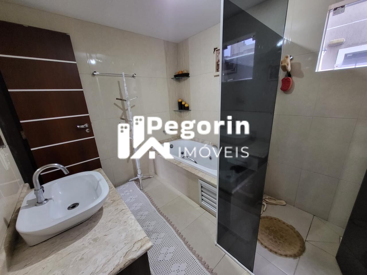 Casa à venda com 4 quartos, 300m² - Foto 29