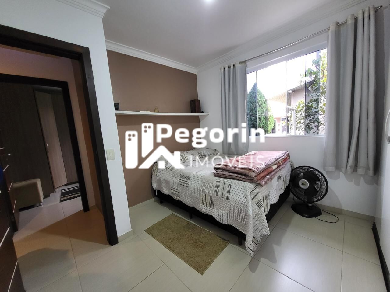 Casa à venda com 4 quartos, 300m² - Foto 26