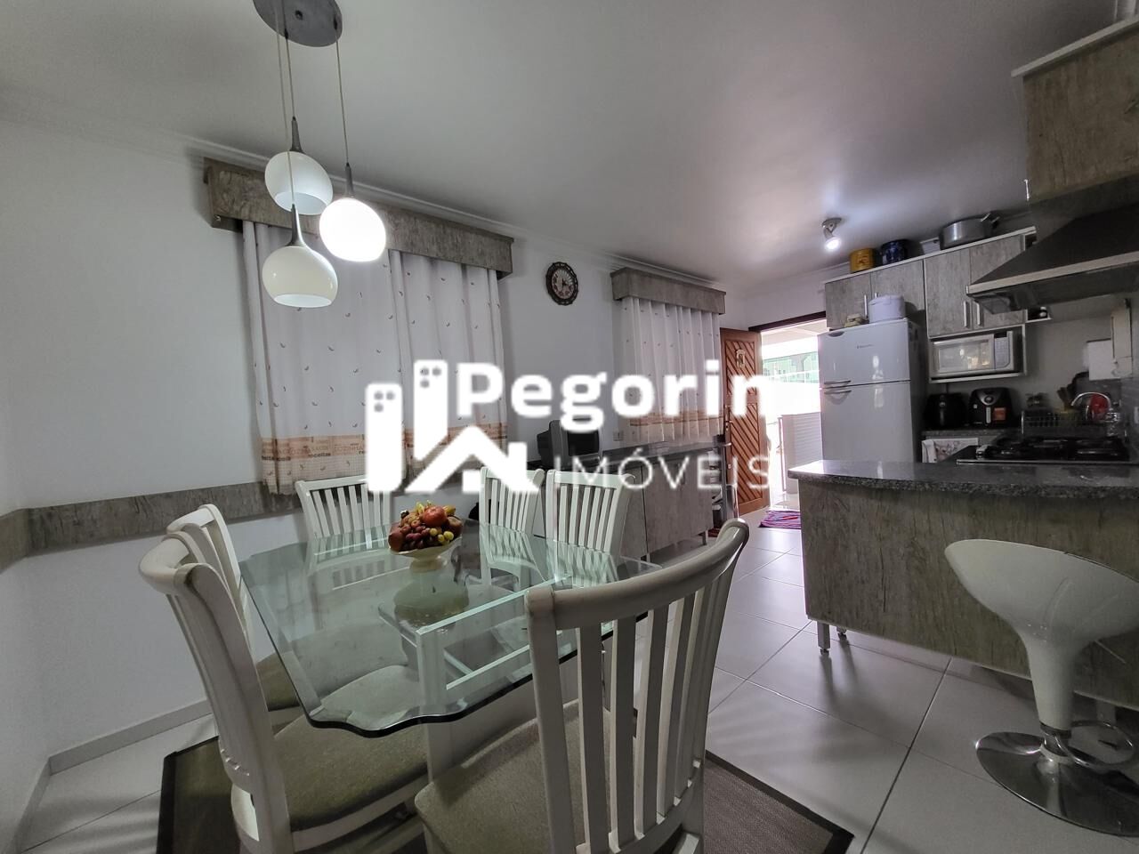 Casa à venda com 4 quartos, 300m² - Foto 9
