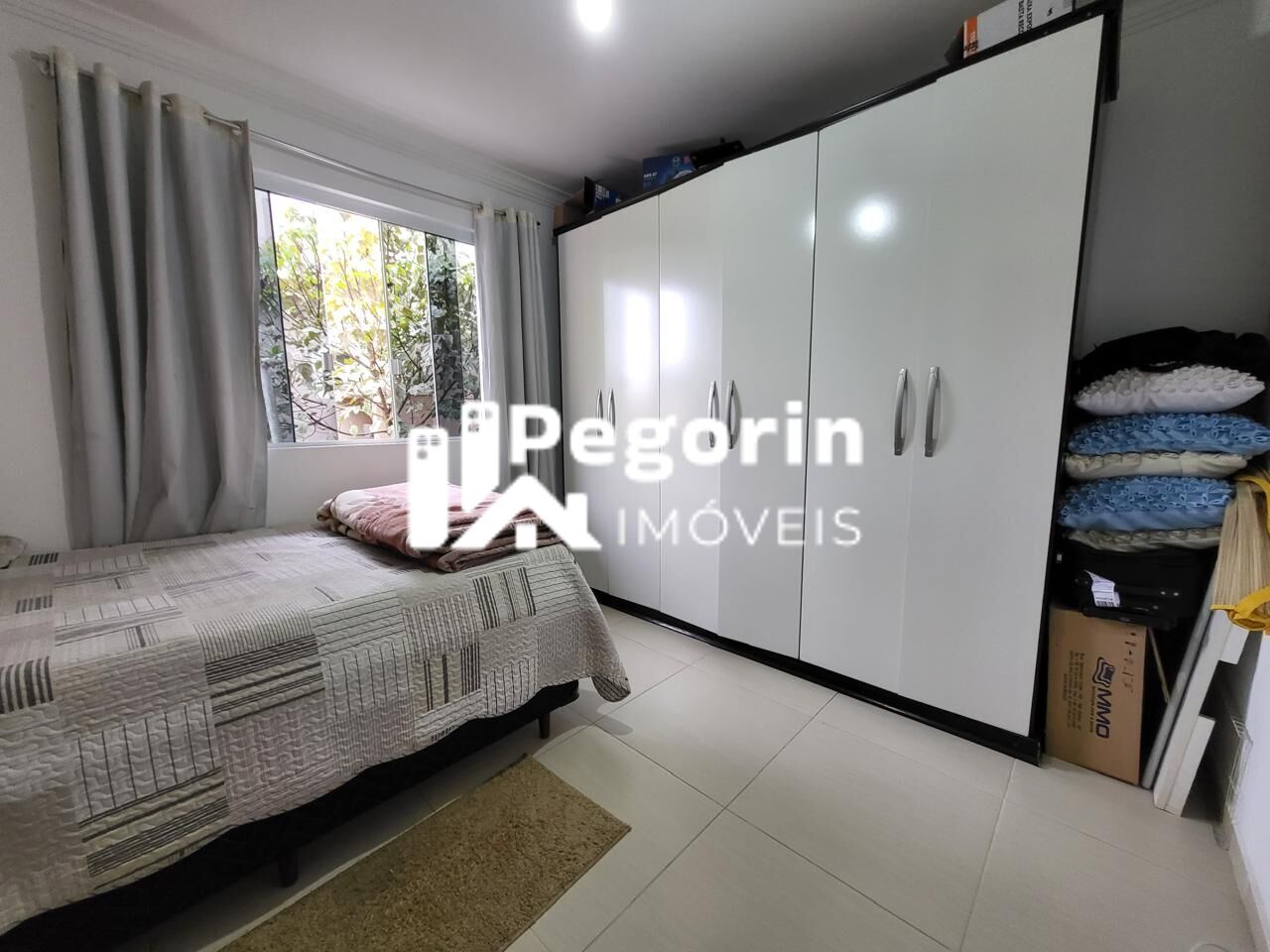 Casa à venda com 4 quartos, 300m² - Foto 25