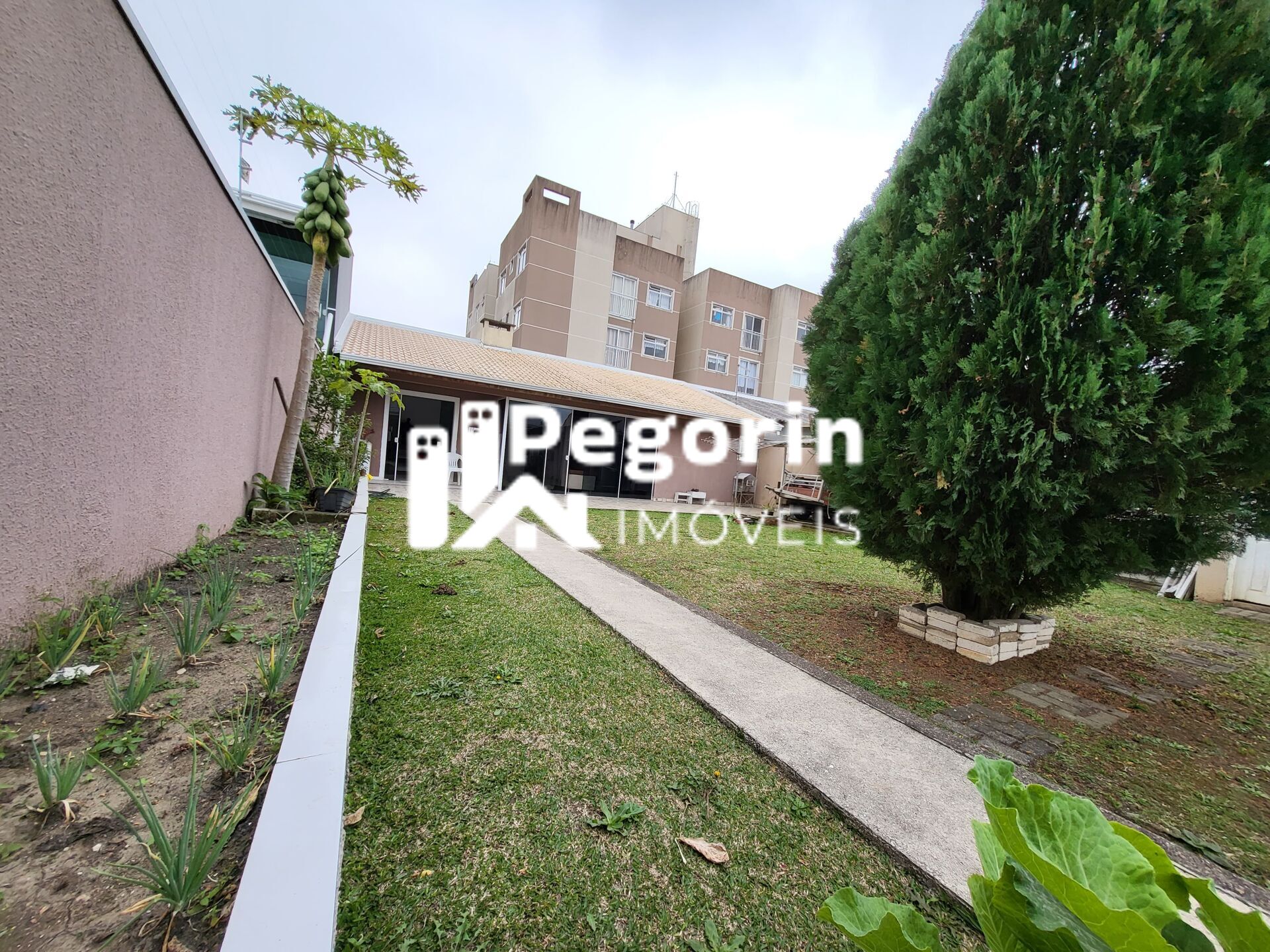 Casa à venda com 4 quartos, 300m² - Foto 38