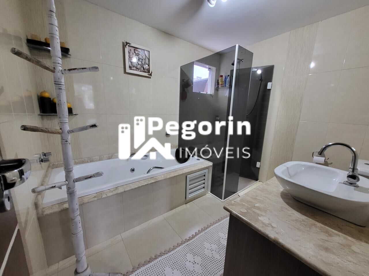 Casa à venda com 4 quartos, 300m² - Foto 30