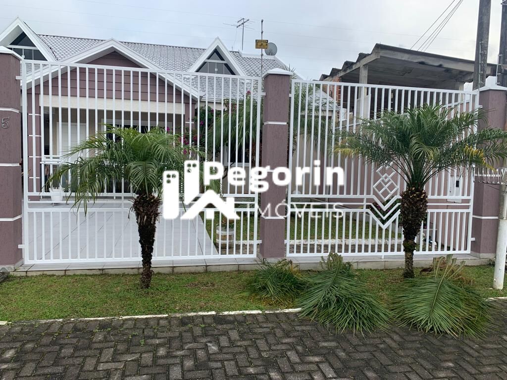 Casa à venda com 4 quartos, 300m² - Foto 2