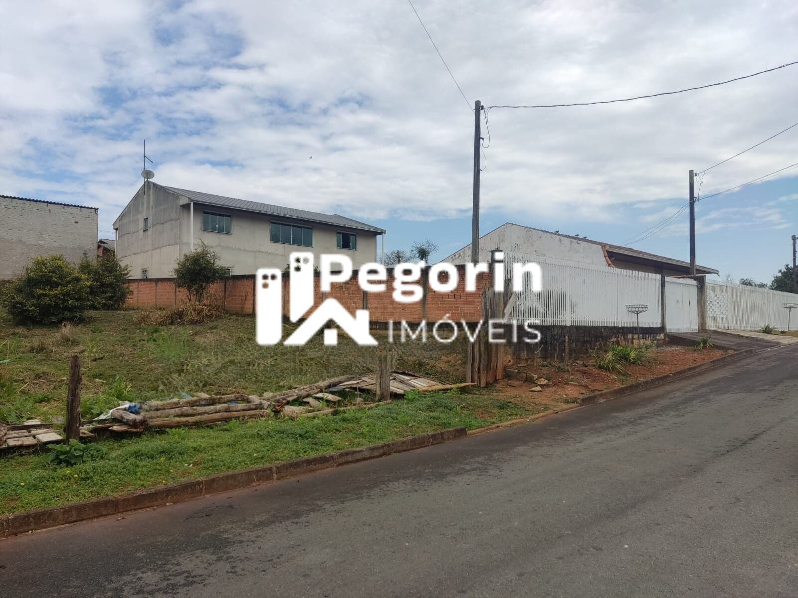 Lote/Terreno de 391m² no bairro Jardim Apucarana, em Almirante Tamandaré | Eu Corretor