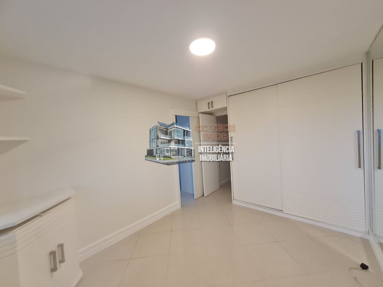 Apartamento à venda com 3 quartos, 122m² - Foto 4