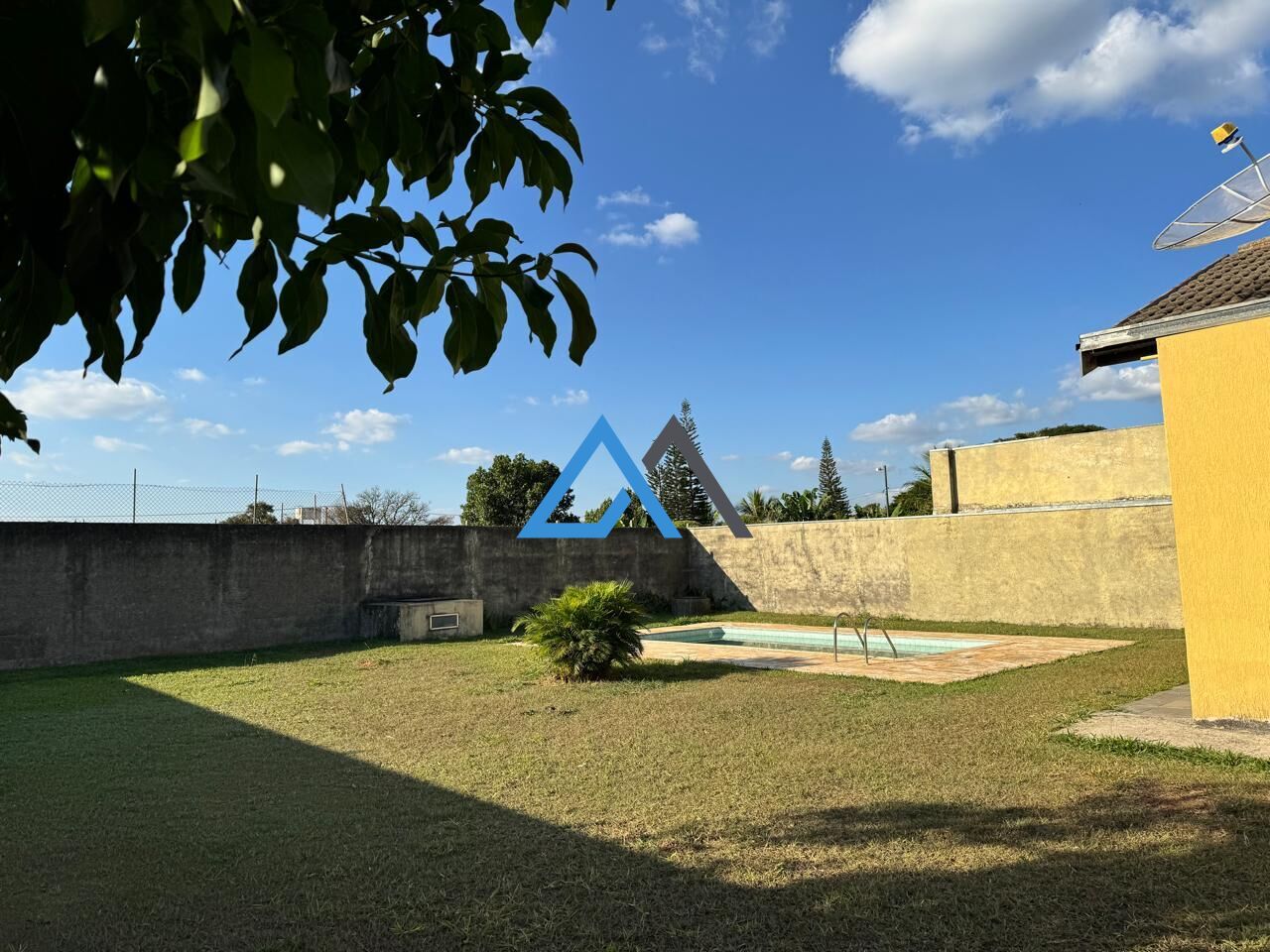 Chácara, 3 quartos, 1040 m² - Foto 6