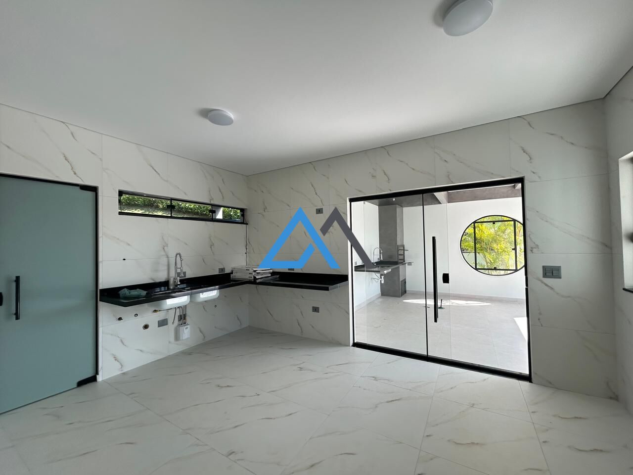 Casa à venda com 4 quartos, 434m² - Foto 26