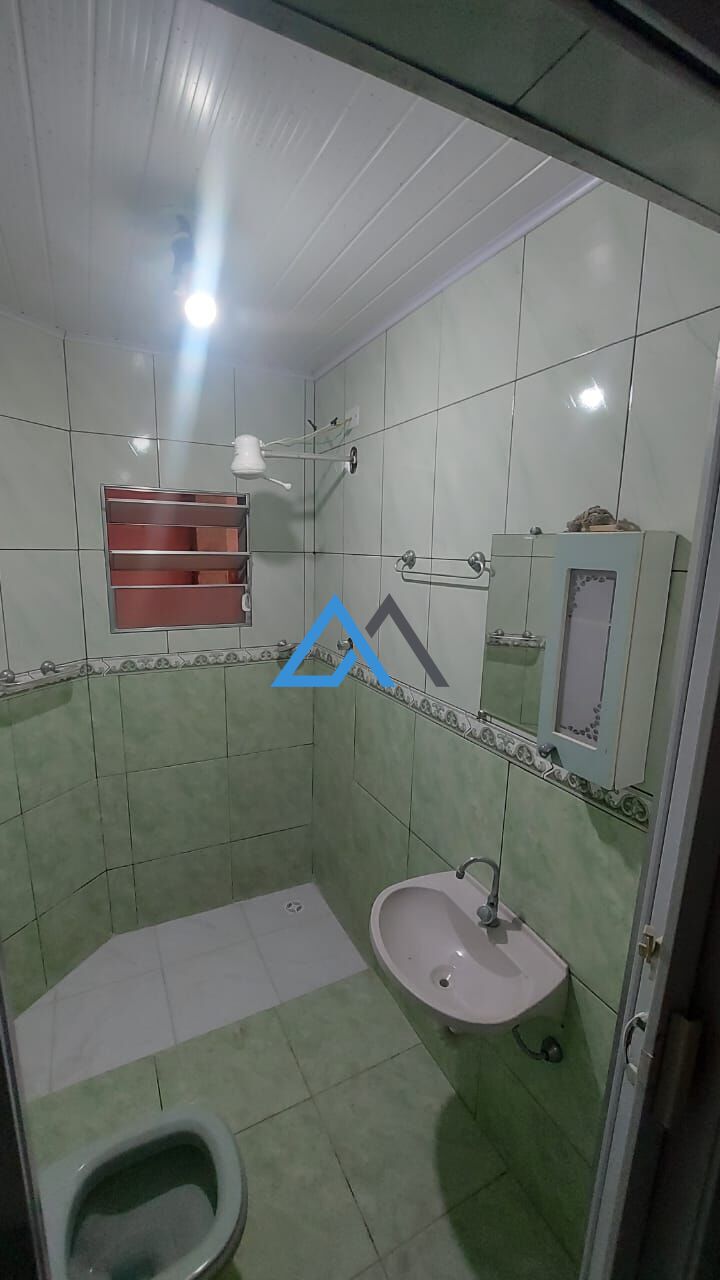 Casa à venda com 4 quartos, 80m² - Foto 16