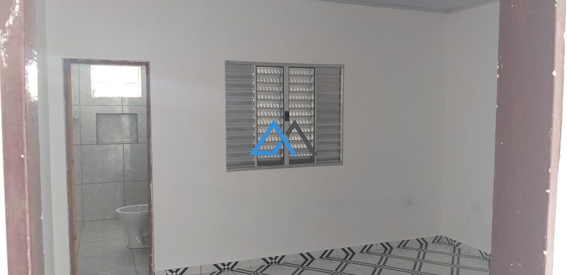 Casa à venda com 2 quartos, 61m² - Foto 15