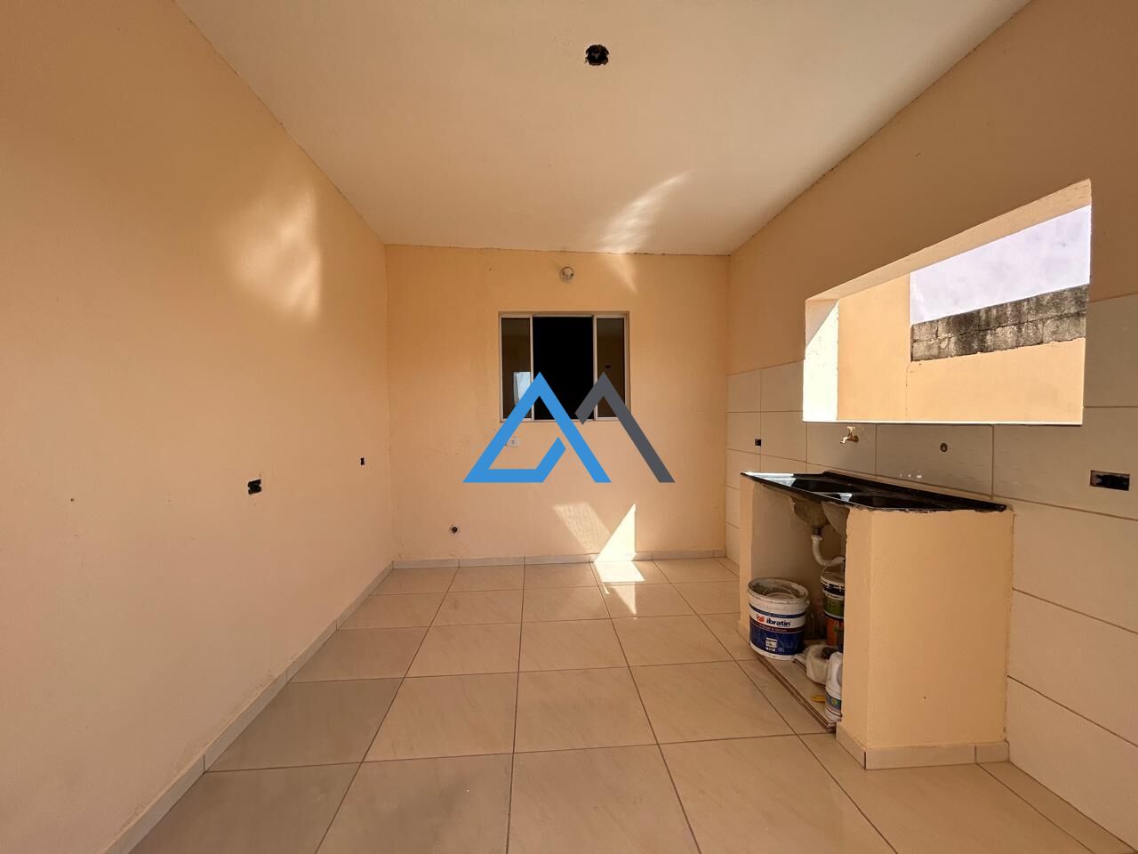 Casa à venda com 2 quartos, 70m² - Foto 12