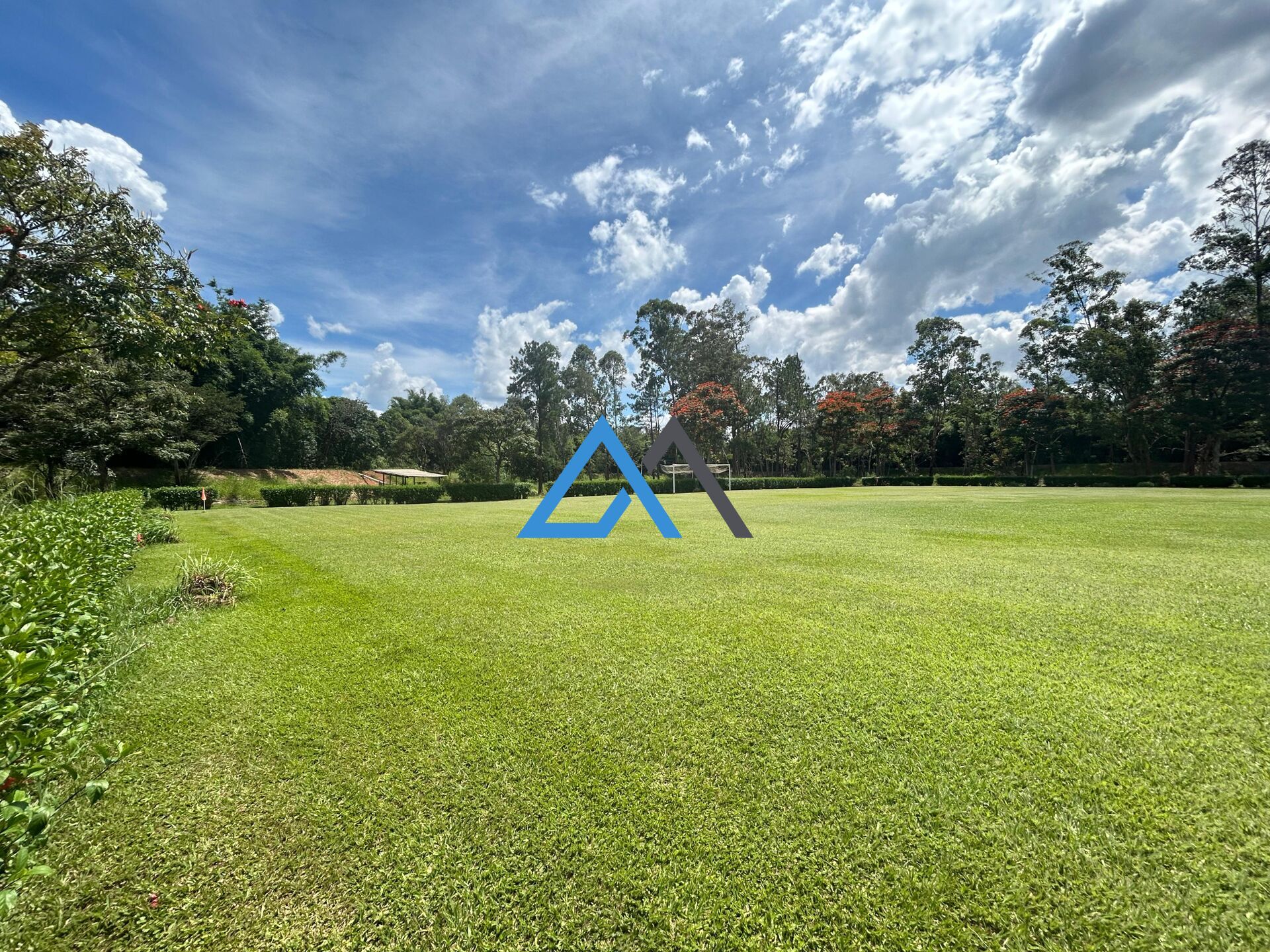 Fazenda à venda com 9 quartos, 95000m² - Foto 33