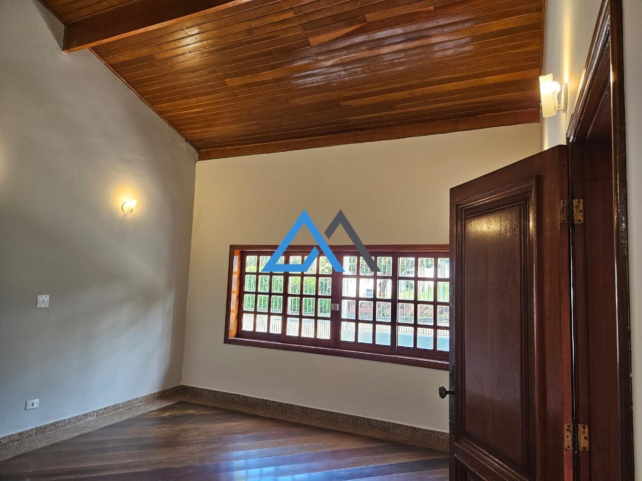 Casa, 6 quartos, 376 m² - Foto 9