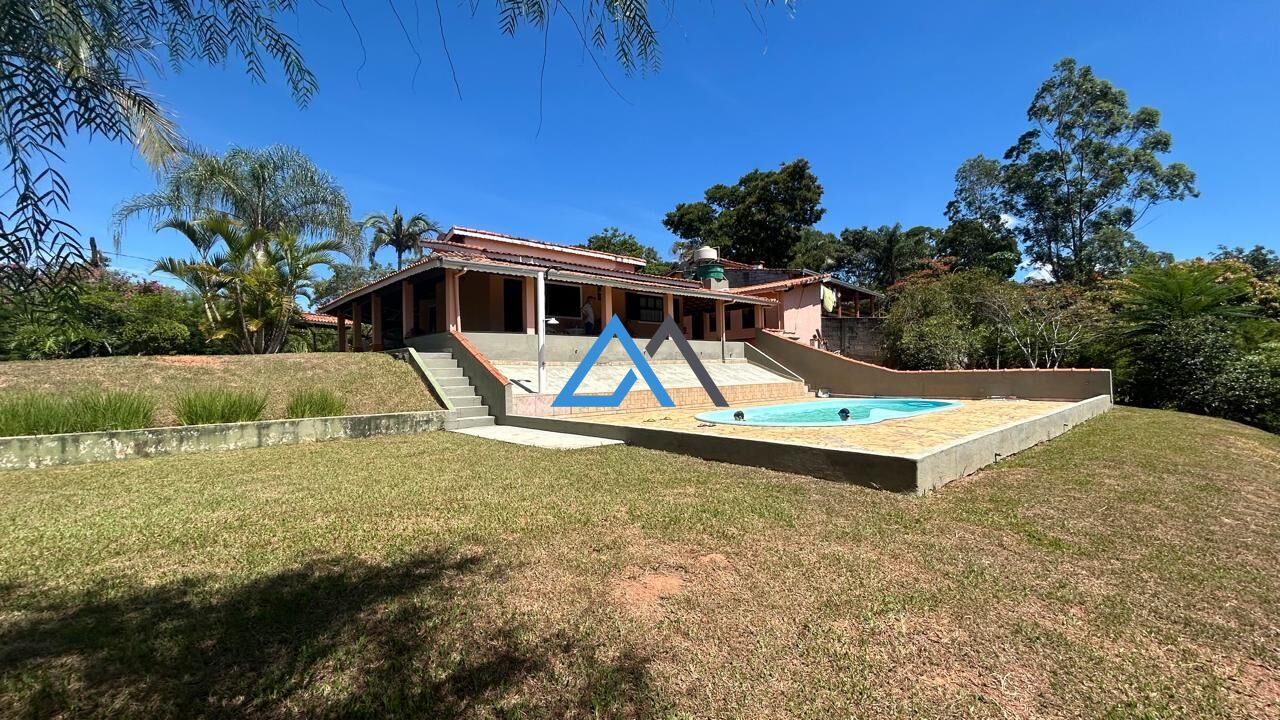 Chácara, 3 quartos, 3850 m² - Foto 1