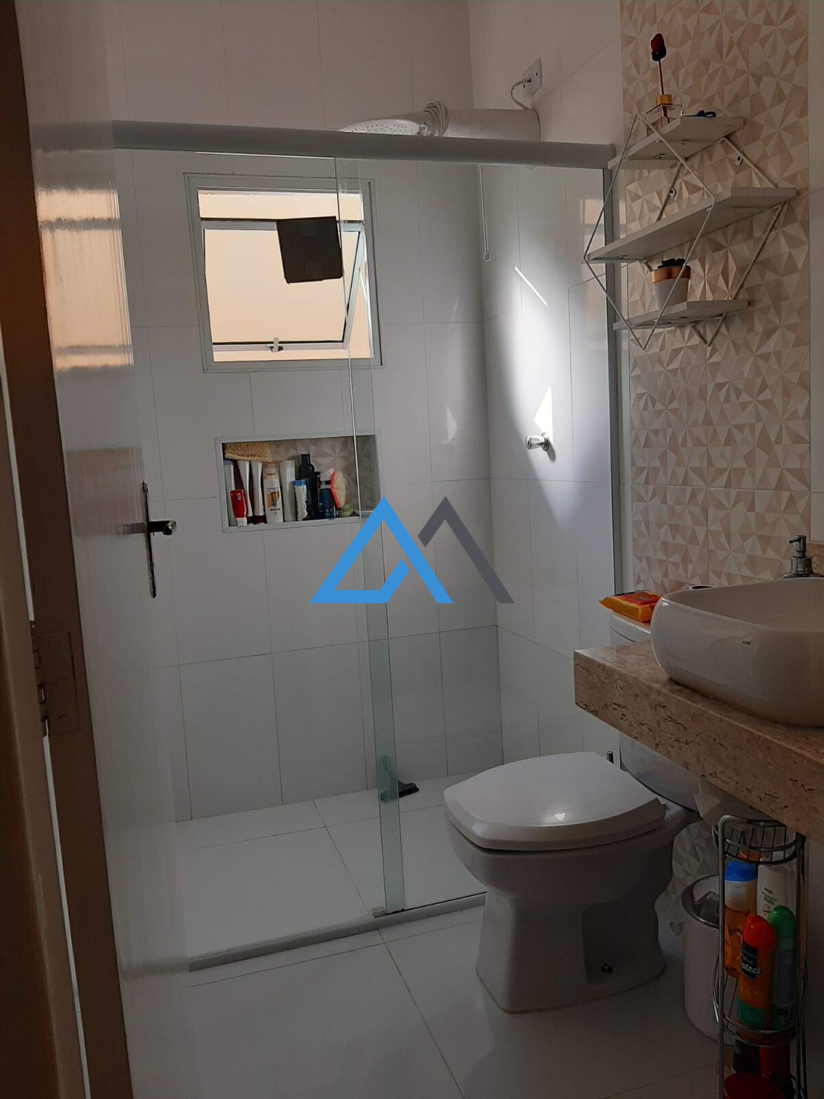 Casa à venda com 2 quartos, 70m² - Foto 10