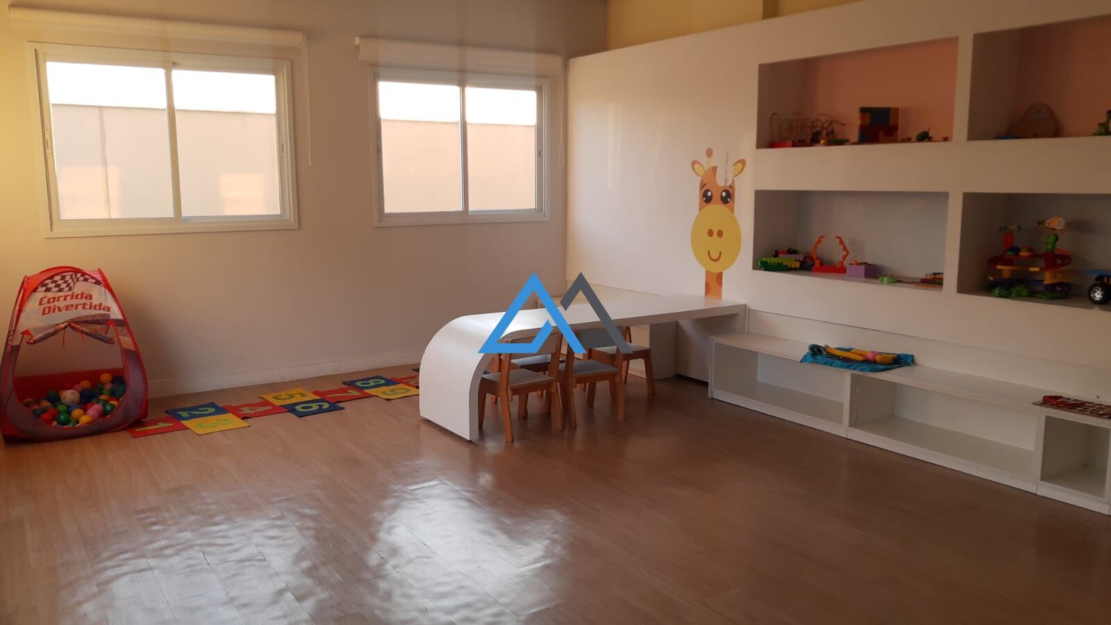 Apartamento à venda com 2 quartos, 64m² - Foto 26