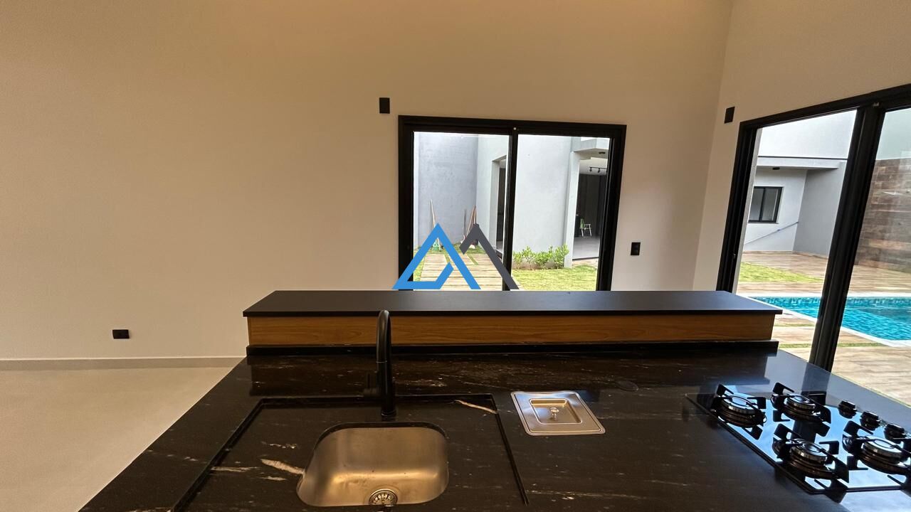 Casa, 3 quartos, 240 m² - Foto 20