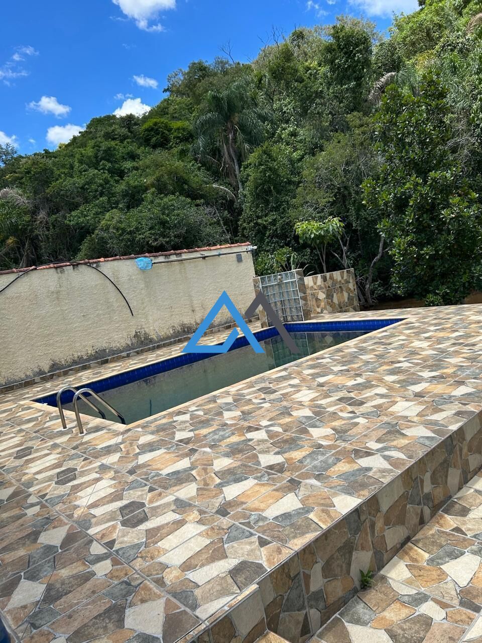 Sítio, 4 quartos, 800 m² - Foto 1