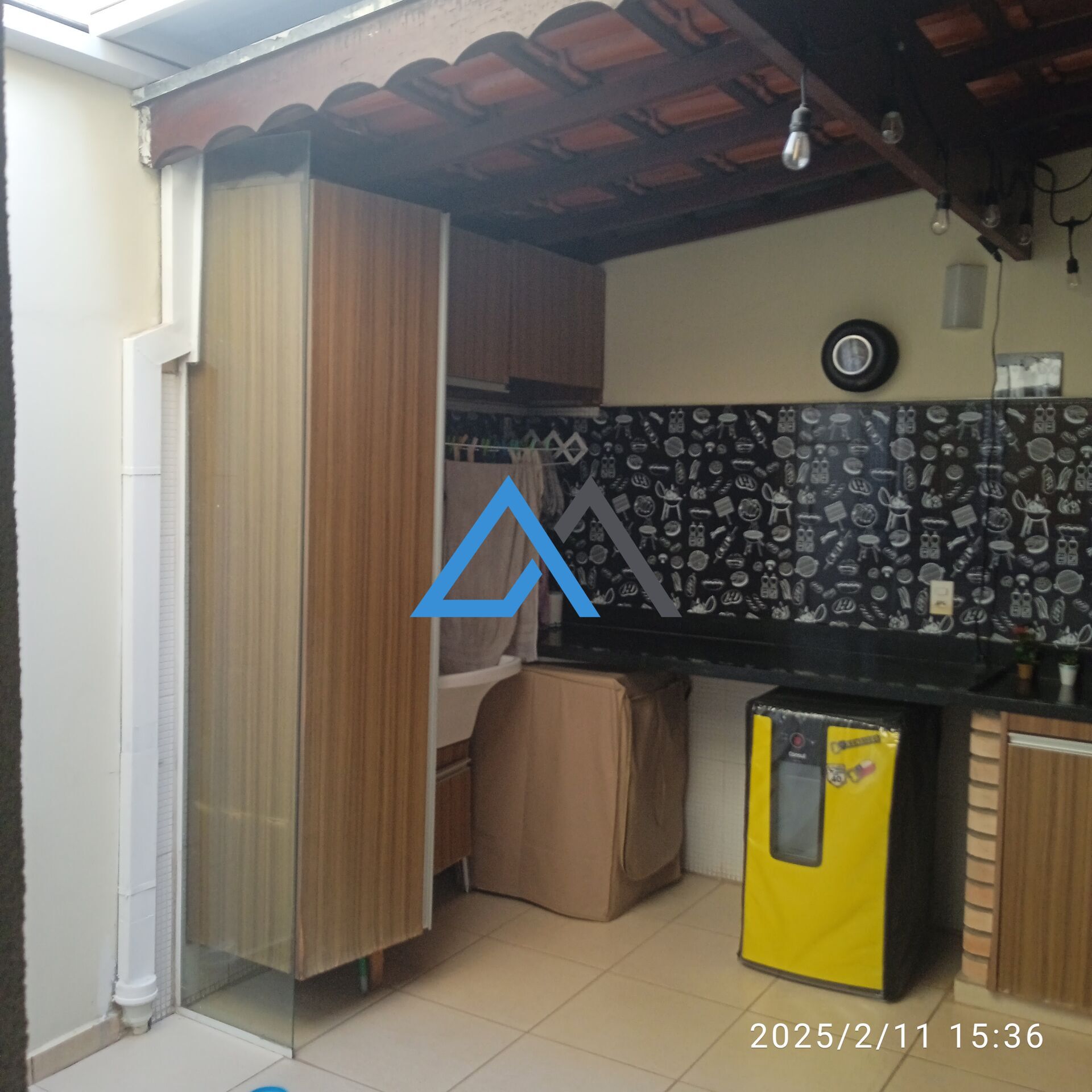 Casa à venda com 2 quartos, 72m² - Foto 25