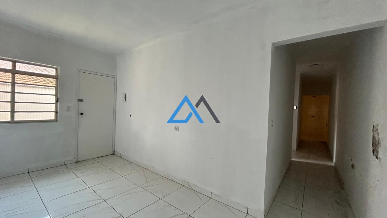 Casa à venda com 2 quartos, 70m² - Foto 15