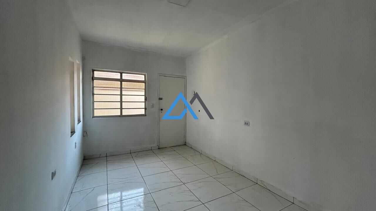 Casa à venda com 2 quartos, 70m² - Foto 13