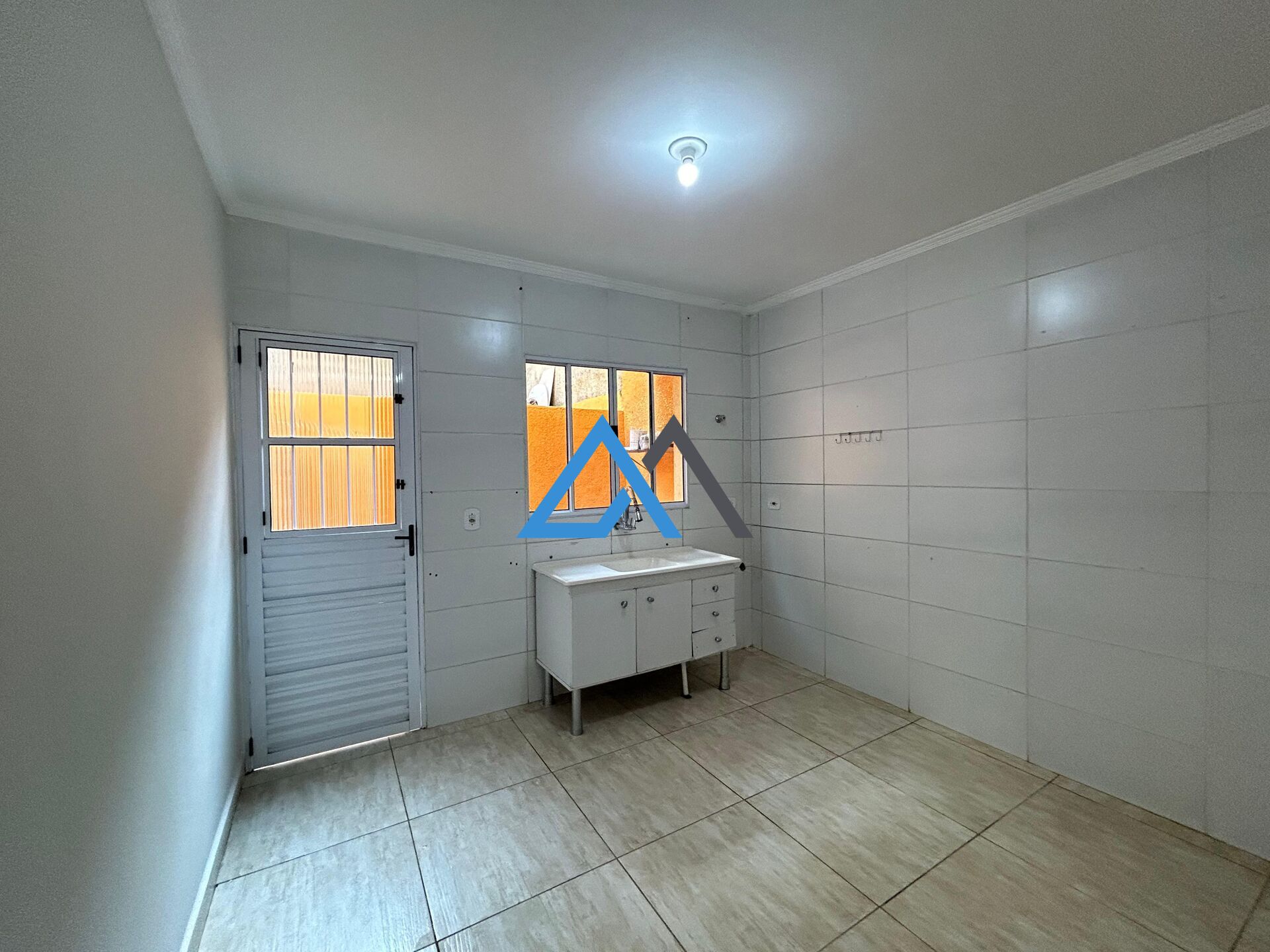 Casa à venda com 2 quartos, 92m² - Foto 6