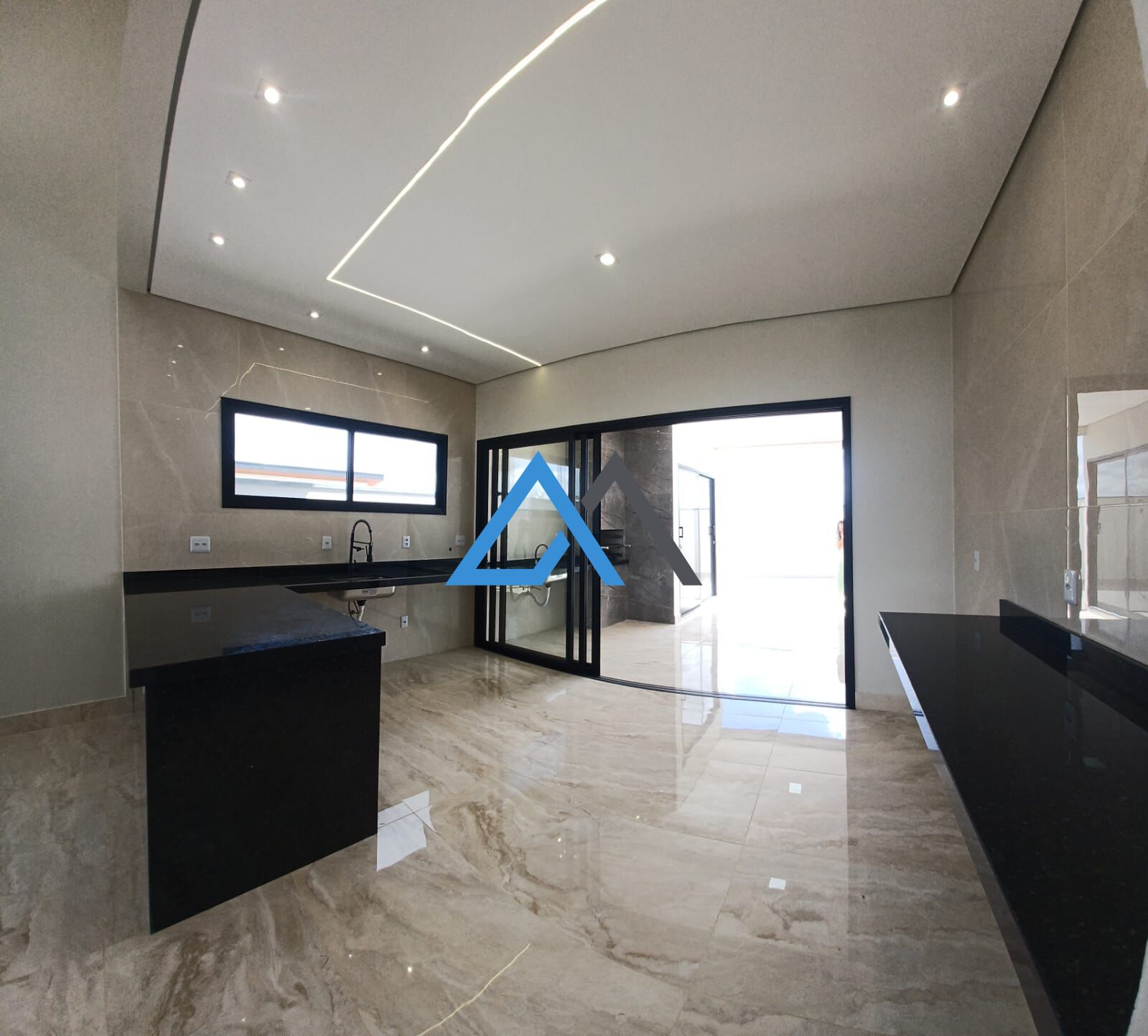 Casa, 3 quartos, 184 m² - Foto 6