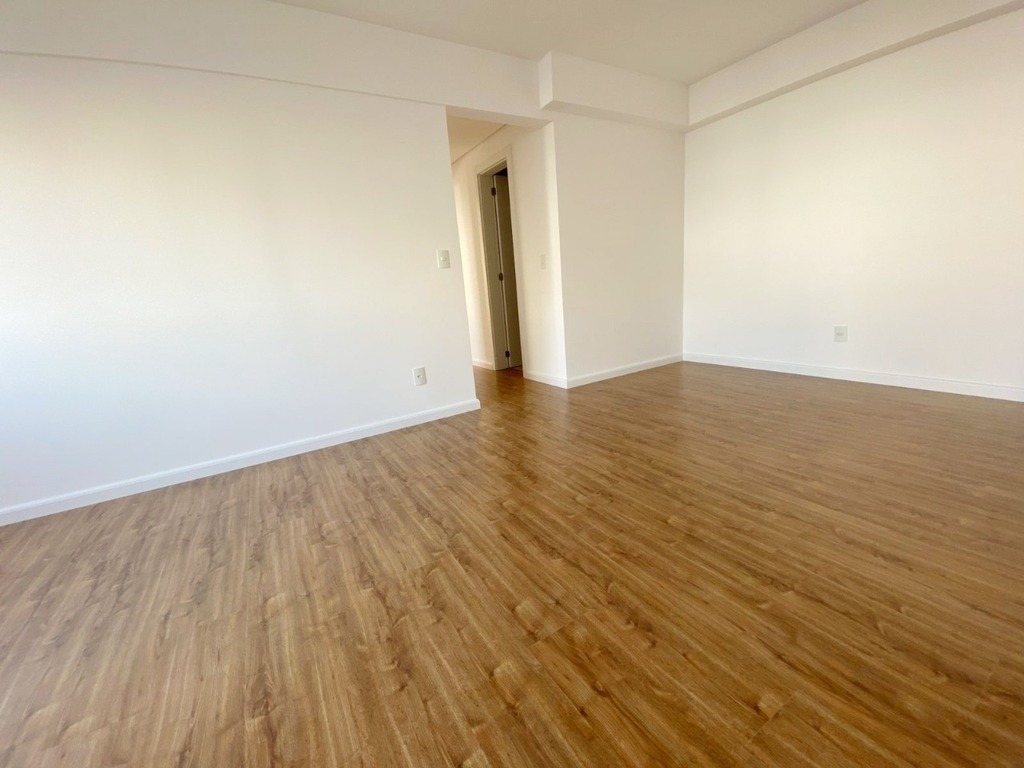 Apartamento à venda com 2 quartos, 65m² - Foto 4