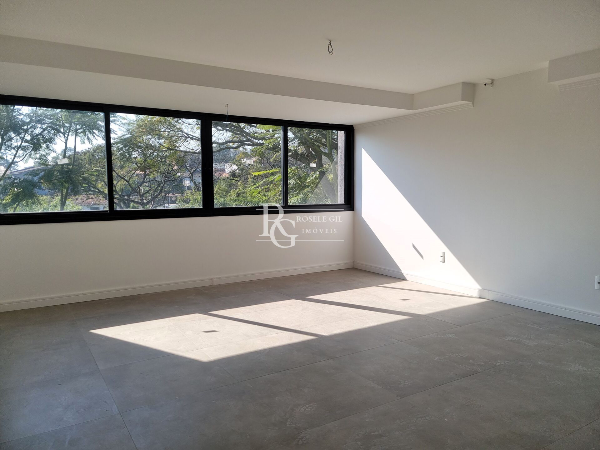 Apartamento à venda com 2 quartos, 78m² - Foto 1