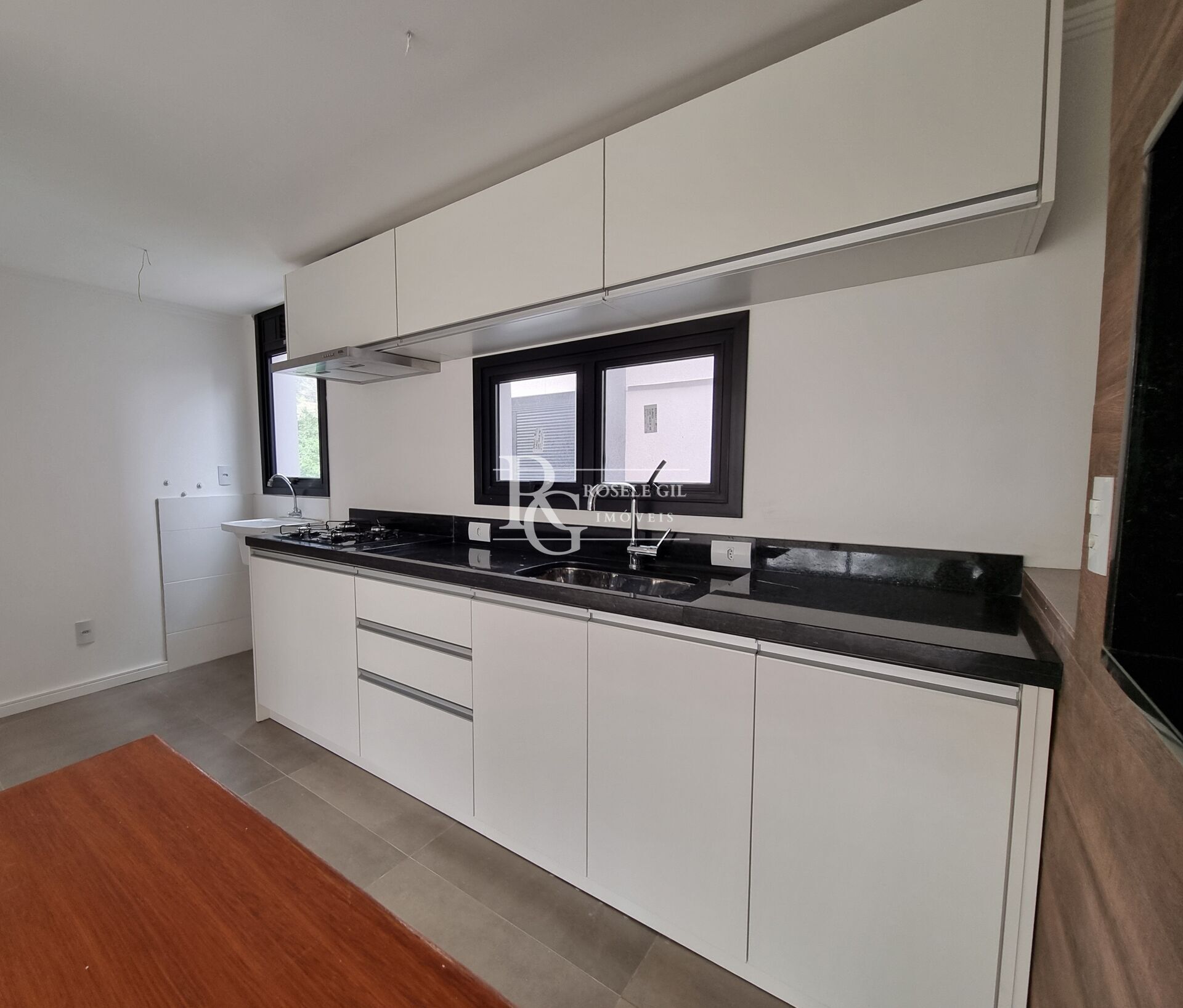 Apartamento à venda com 2 quartos, 78m² - Foto 13