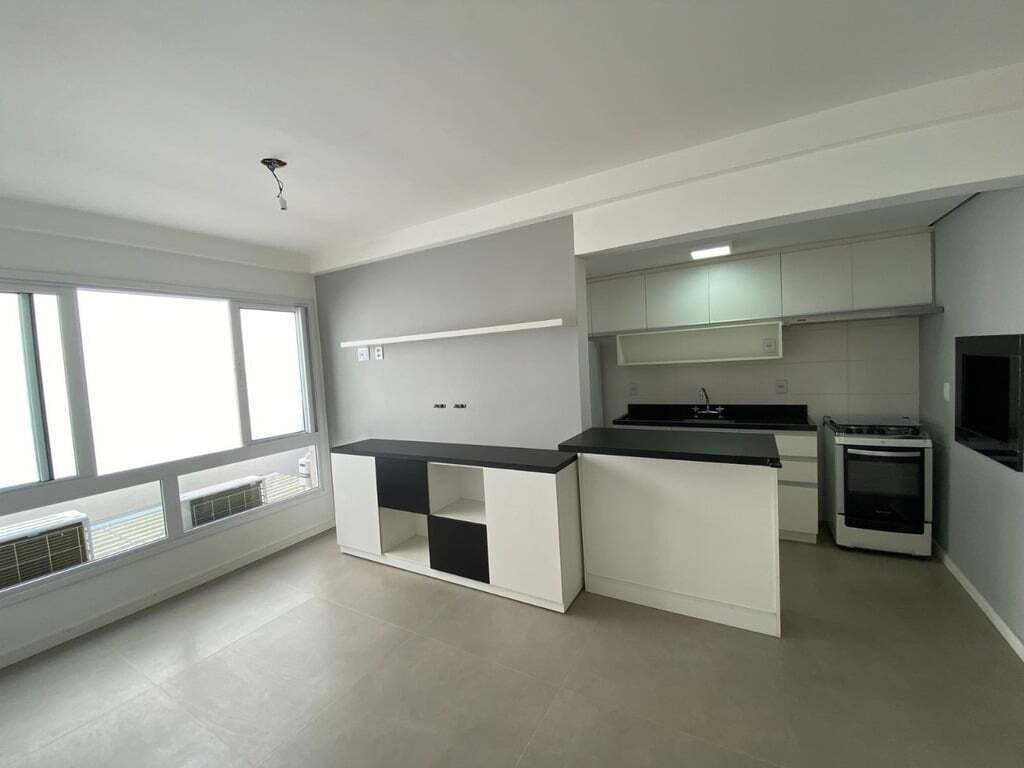 Apartamento à venda com 2 quartos, 58m² - Foto 1