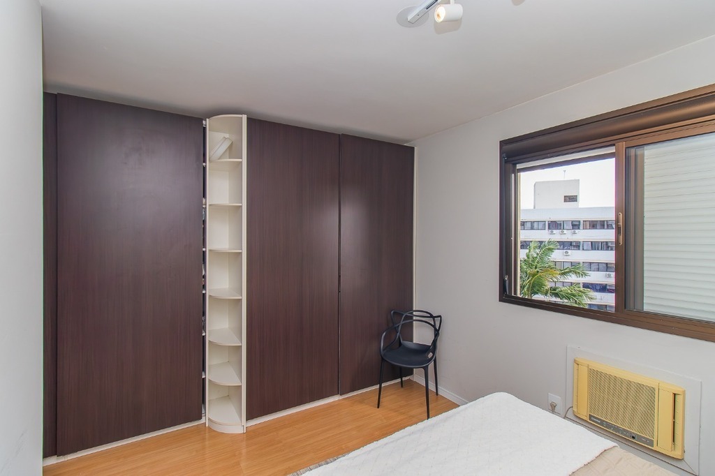 Apartamento à venda com 2 quartos, 71m² - Foto 11