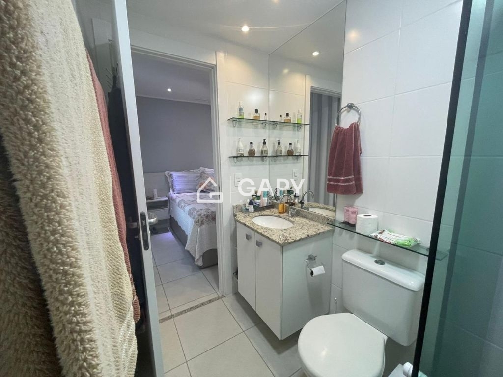 Apartamento à venda com 3 quartos, 123m² - Foto 18