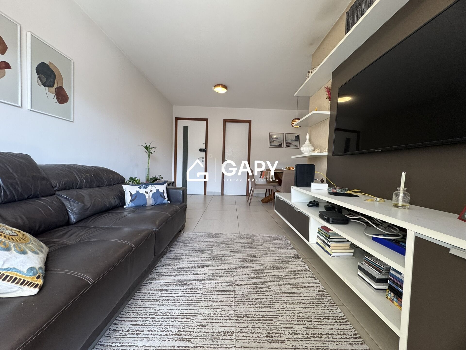 Apartamento à venda com 3 quartos, 115m² - Foto 3