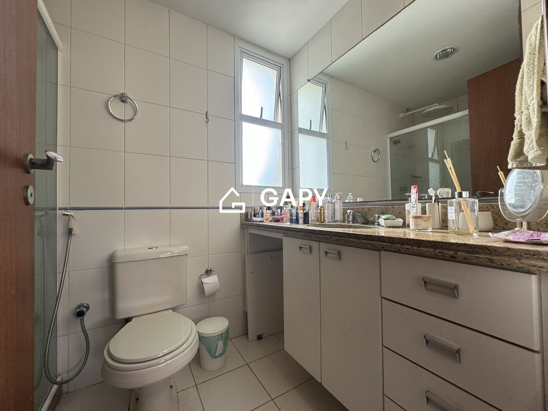 Apartamento à venda com 3 quartos, 115m² - Foto 19