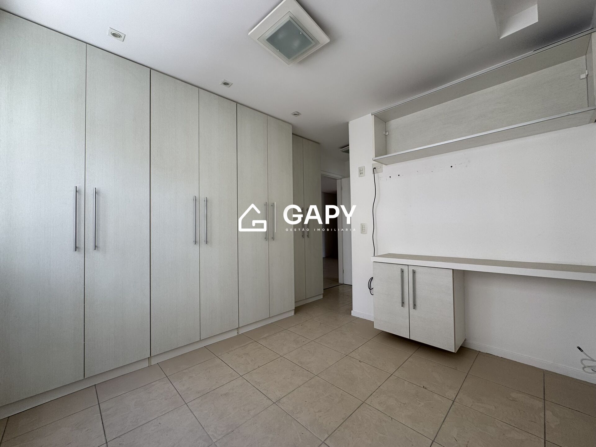 Apartamento à venda com 2 quartos, 78m² - Foto 15