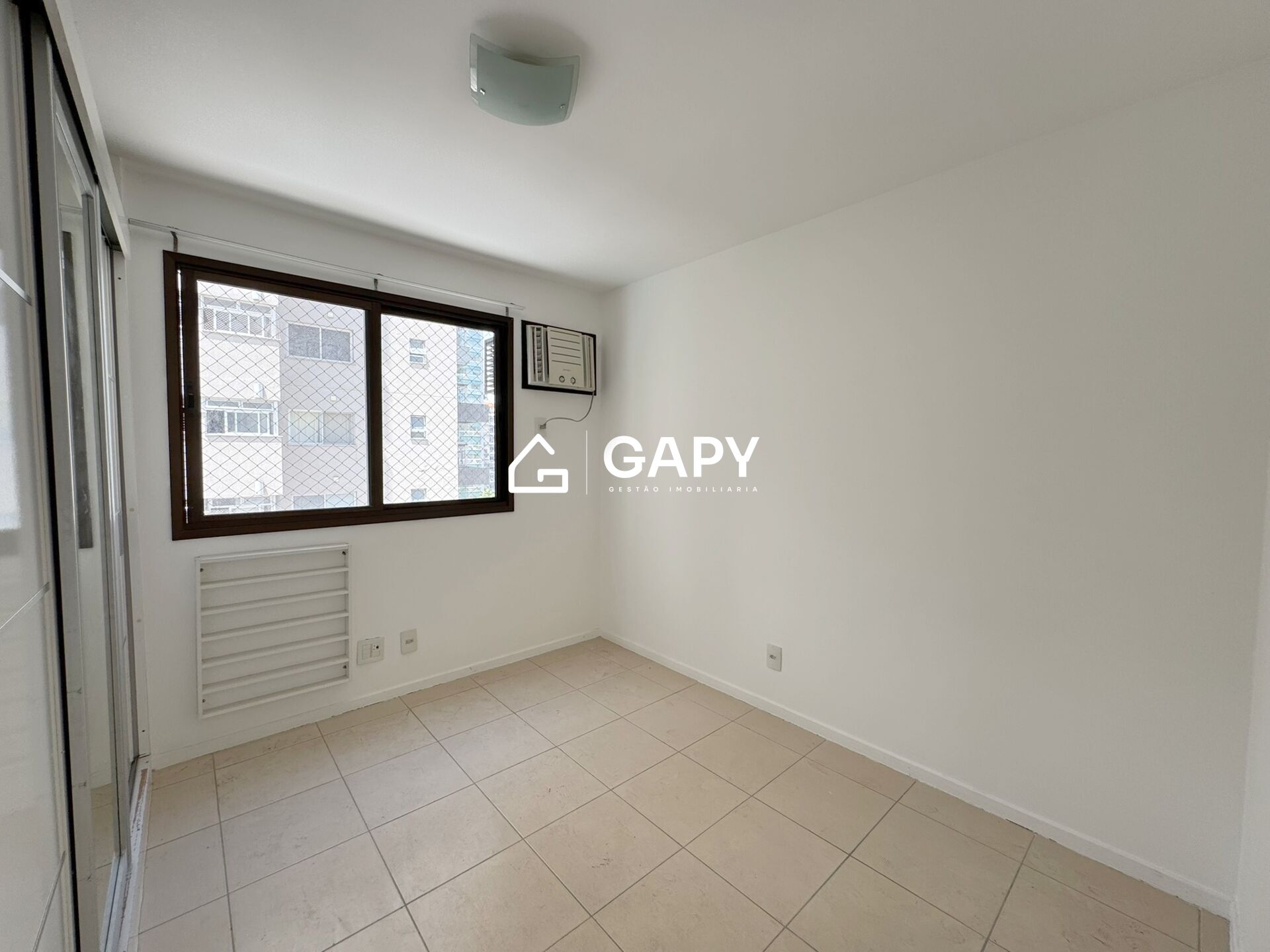 Apartamento à venda com 2 quartos, 78m² - Foto 19