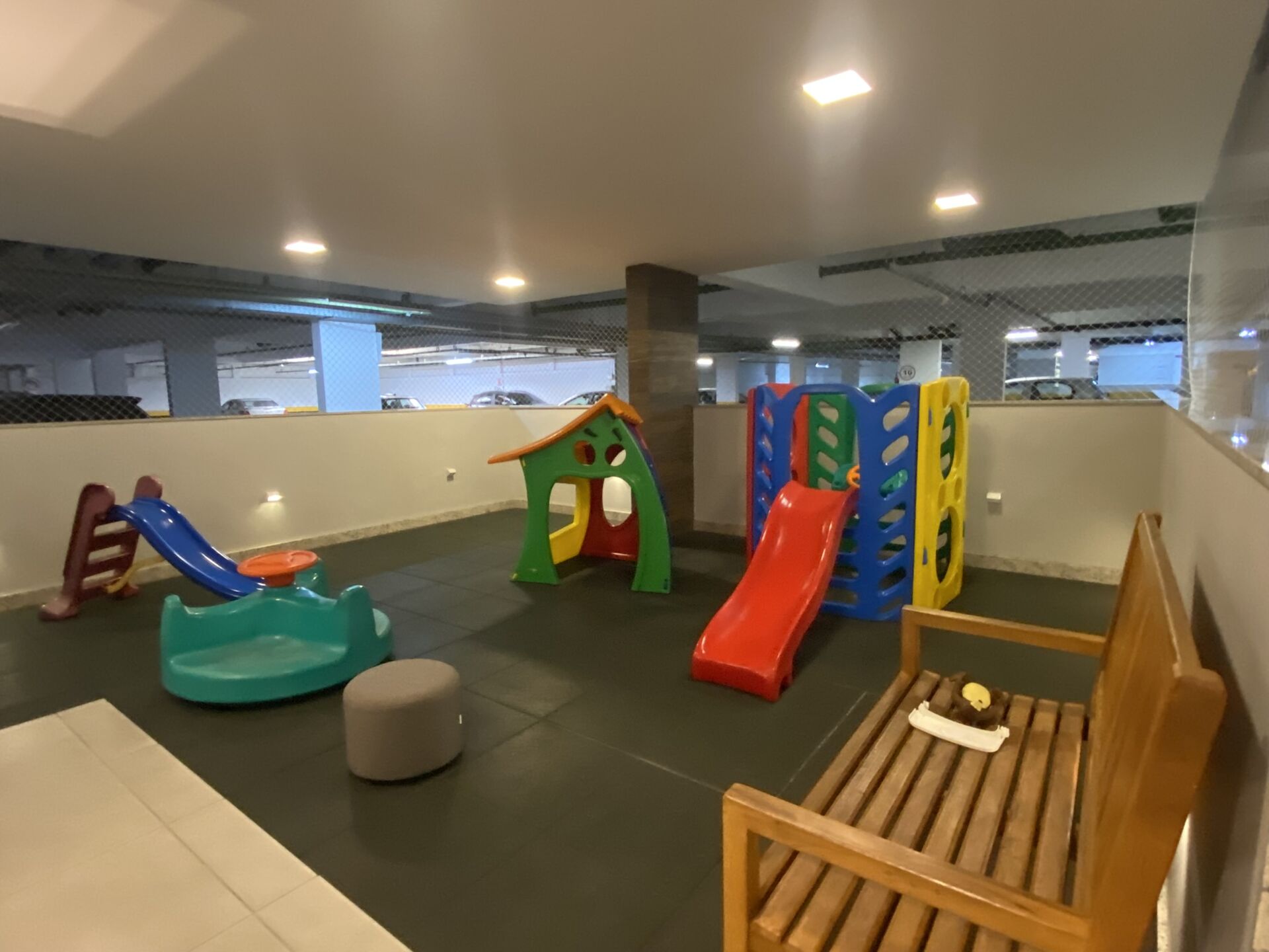 Apartamento à venda com 3 quartos, 74m² - Foto 25