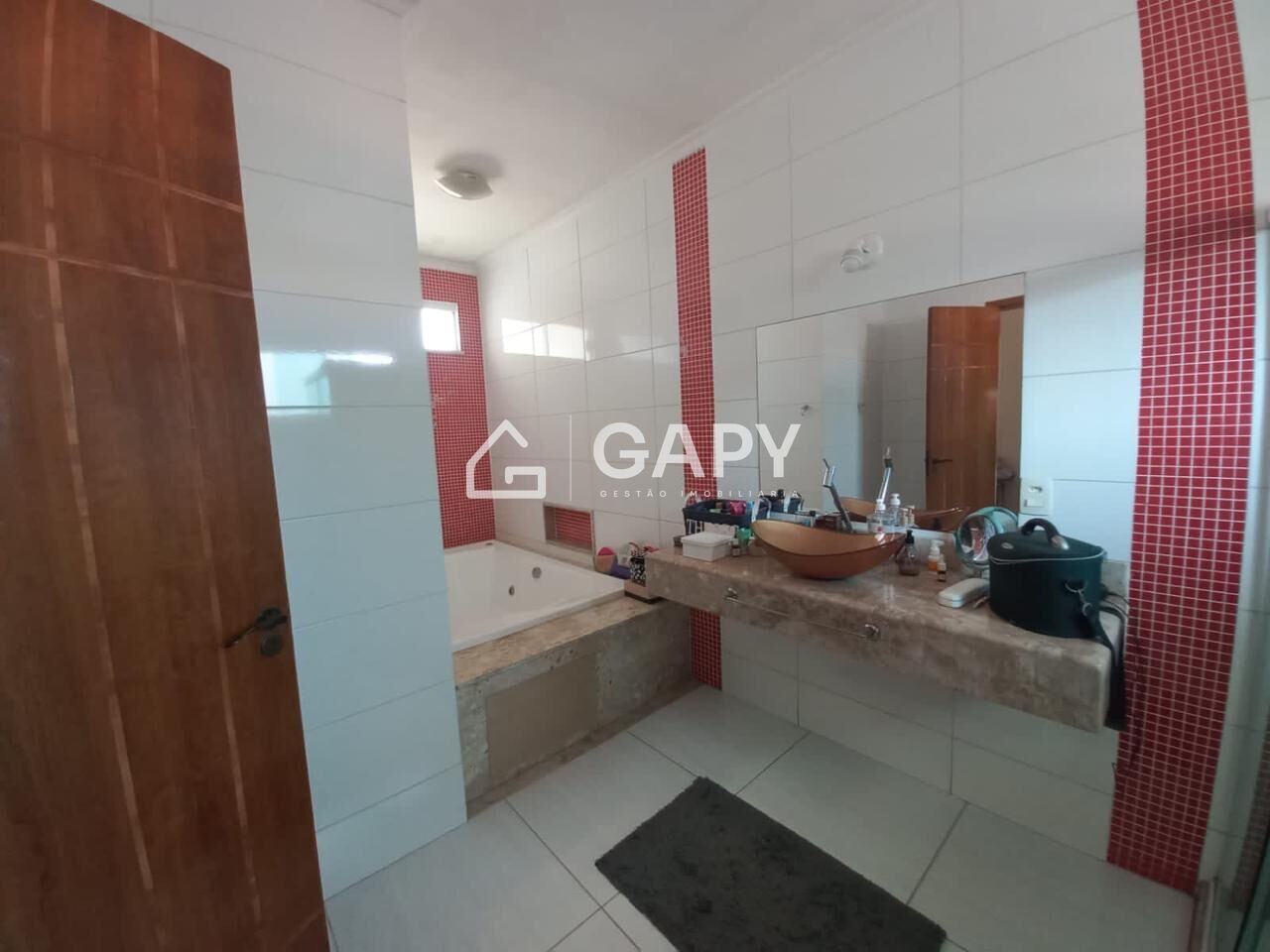 Casa, 3 quartos, 220 m² - Foto 34