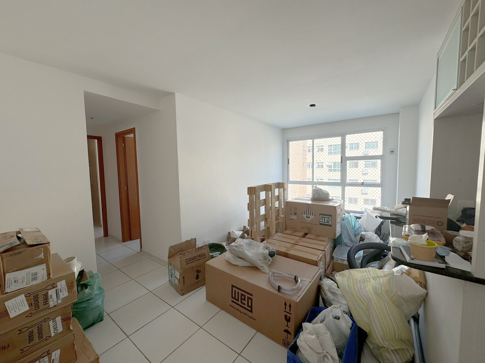 Apartamento à venda com 2 quartos, 60m² - Foto 2