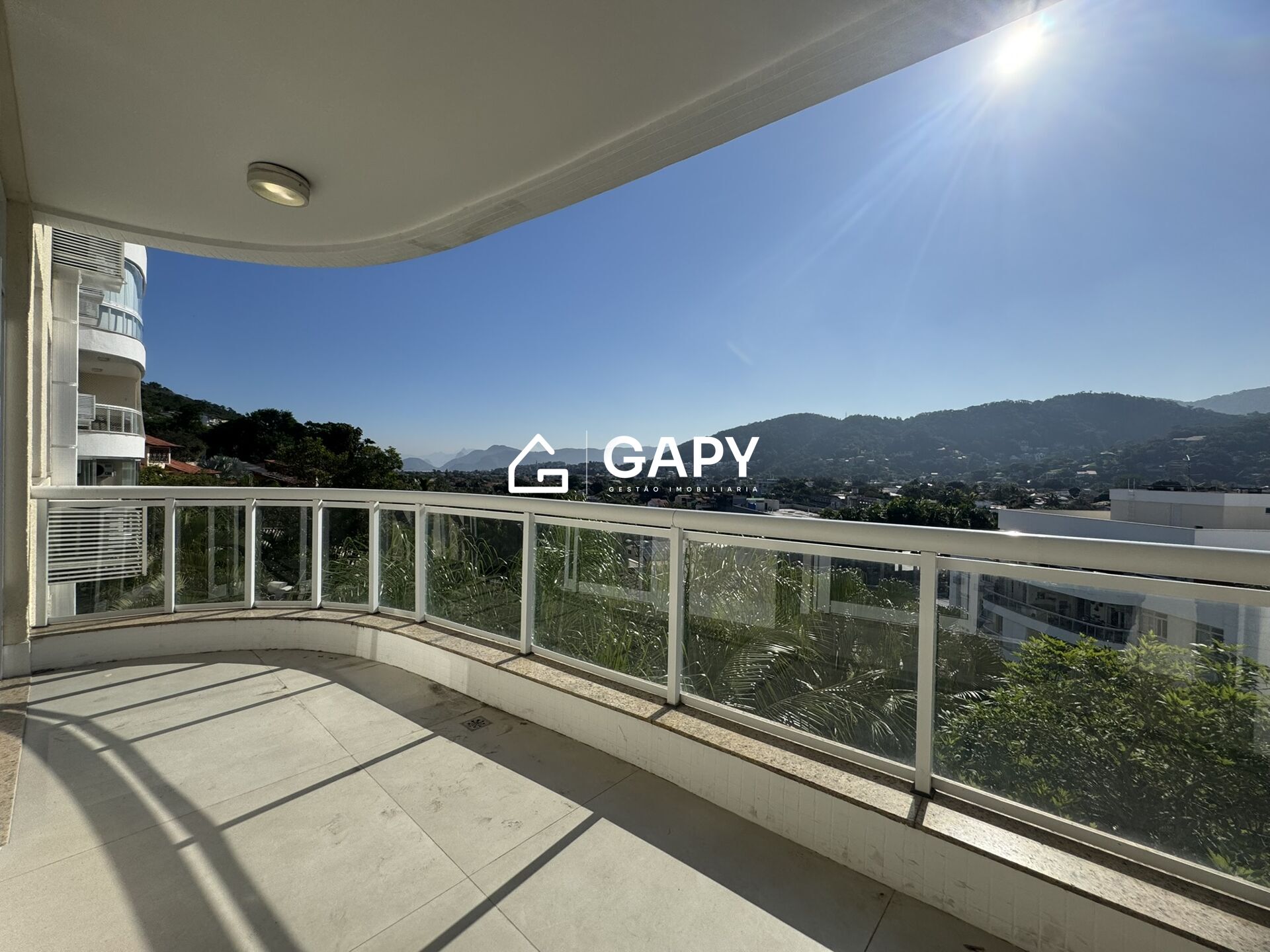 Apartamento à venda com 3 quartos, 115m² - Foto 7