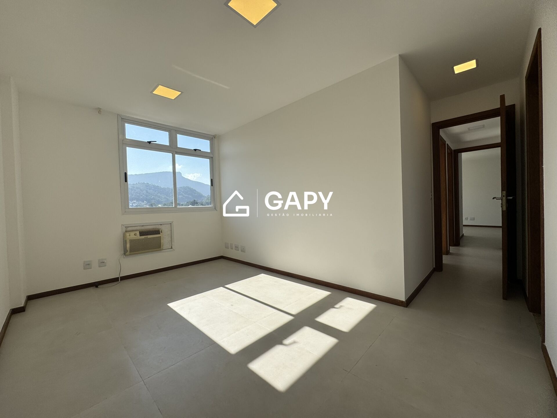 Apartamento à venda com 3 quartos, 115m² - Foto 17