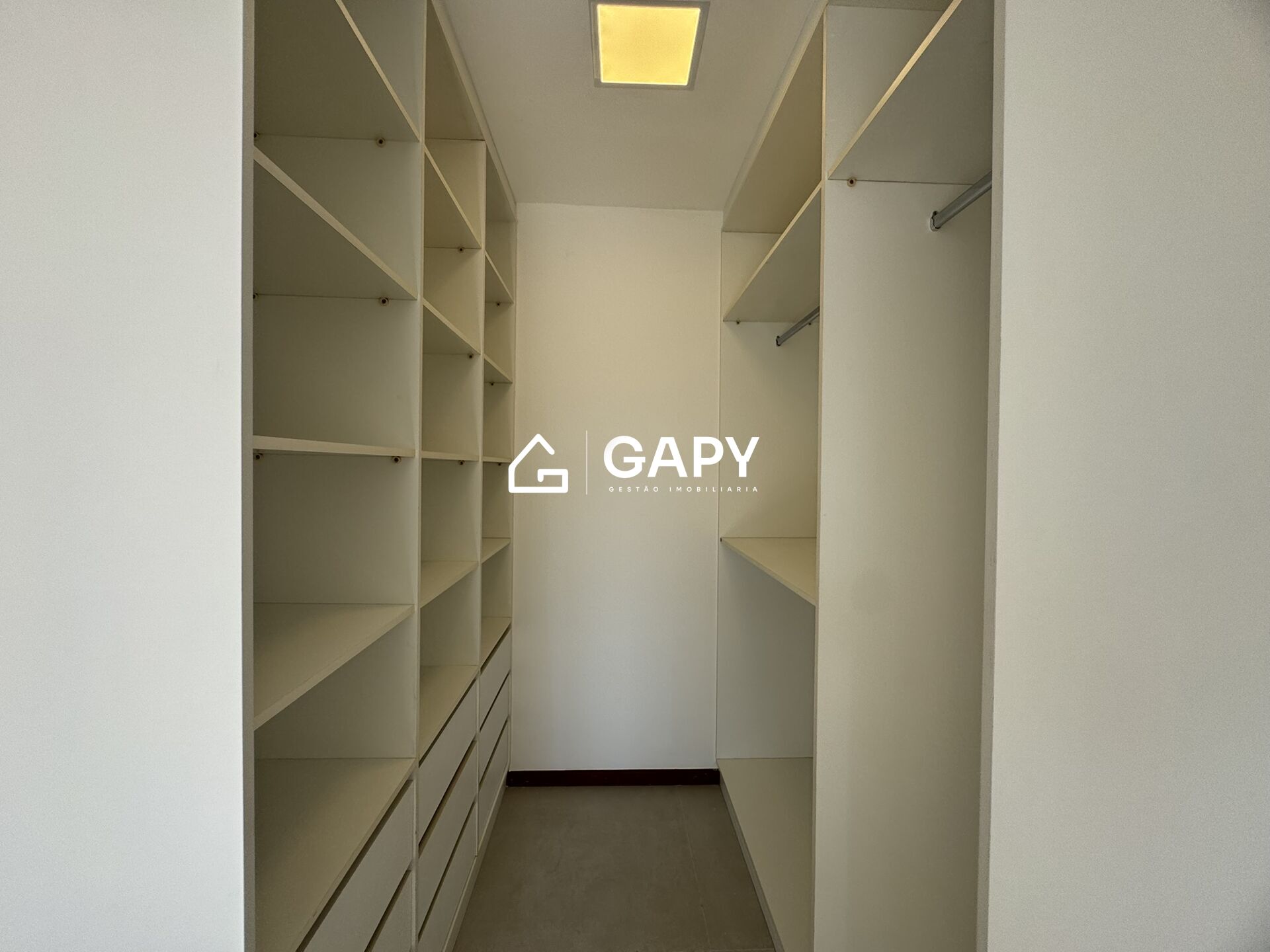 Apartamento à venda com 3 quartos, 115m² - Foto 19