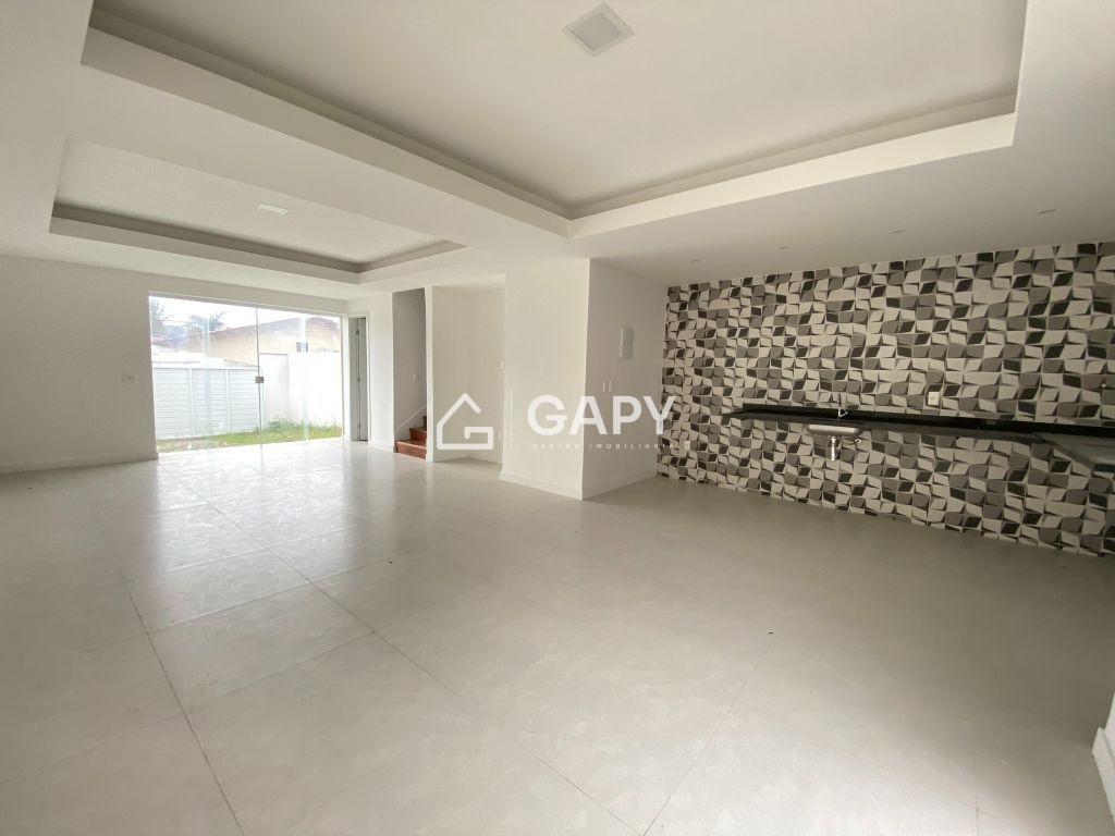 Casa à venda com 3 quartos, 113m² - Foto 7